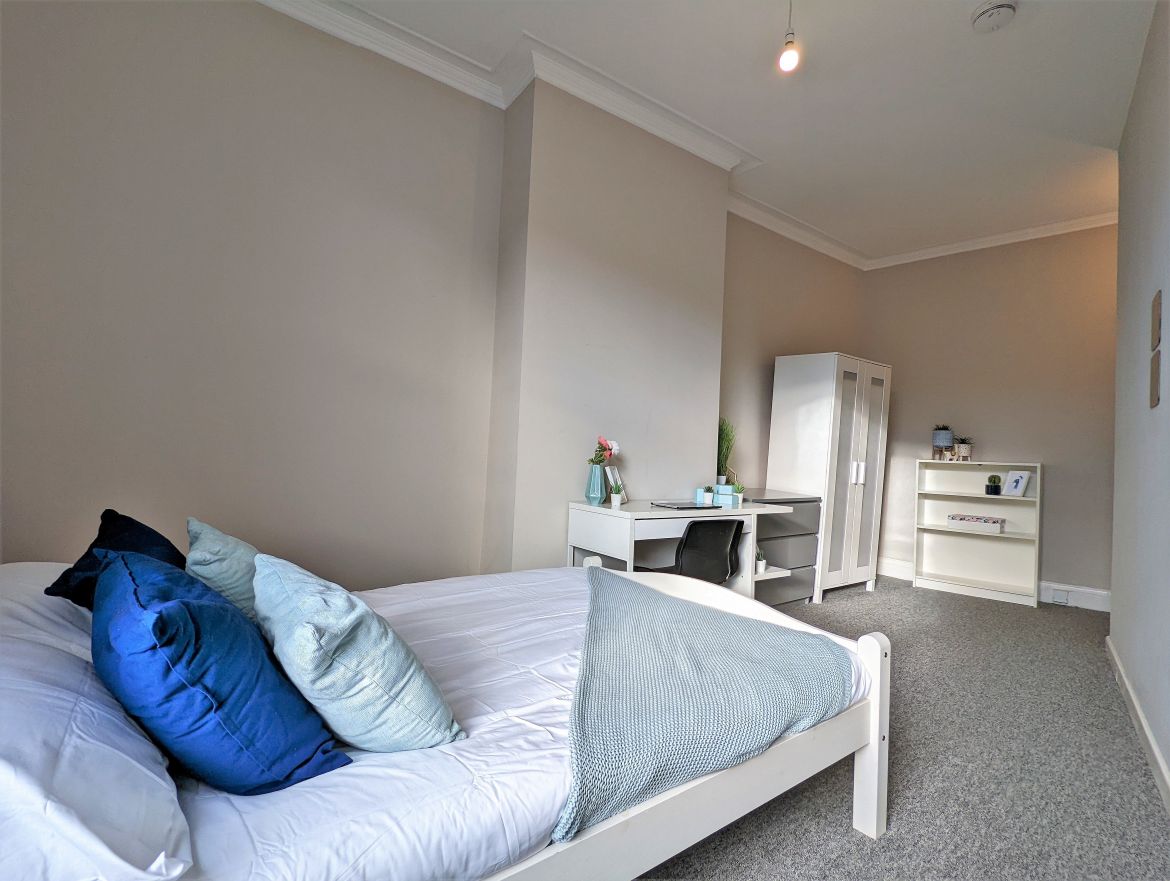 422 Sharrowvale Road Image 3