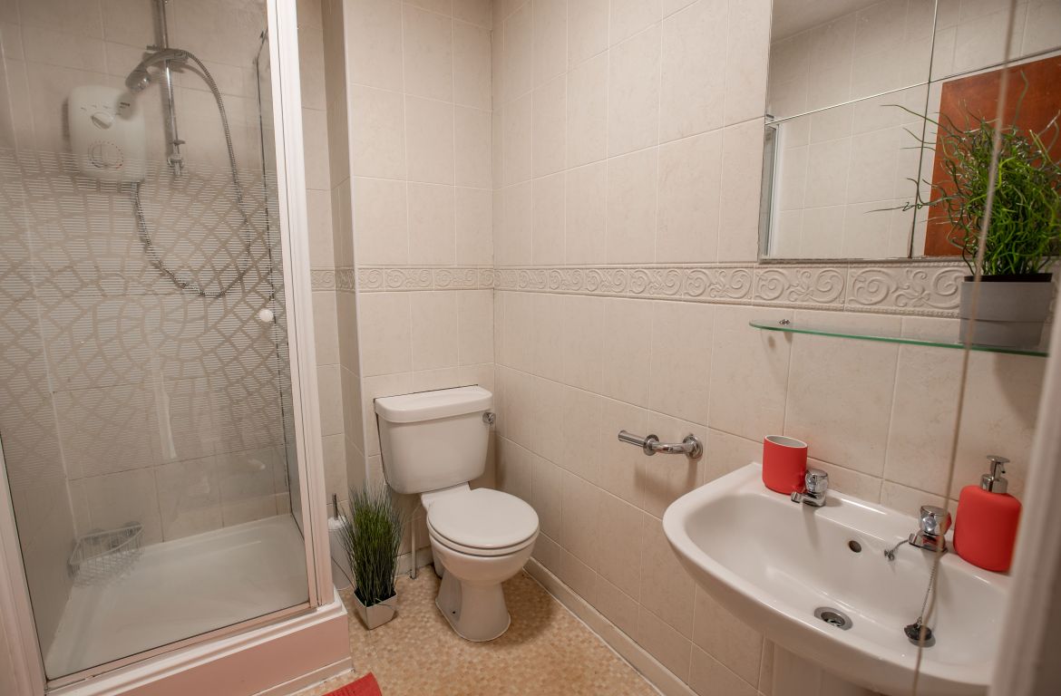 124 Whitham Road Image 16