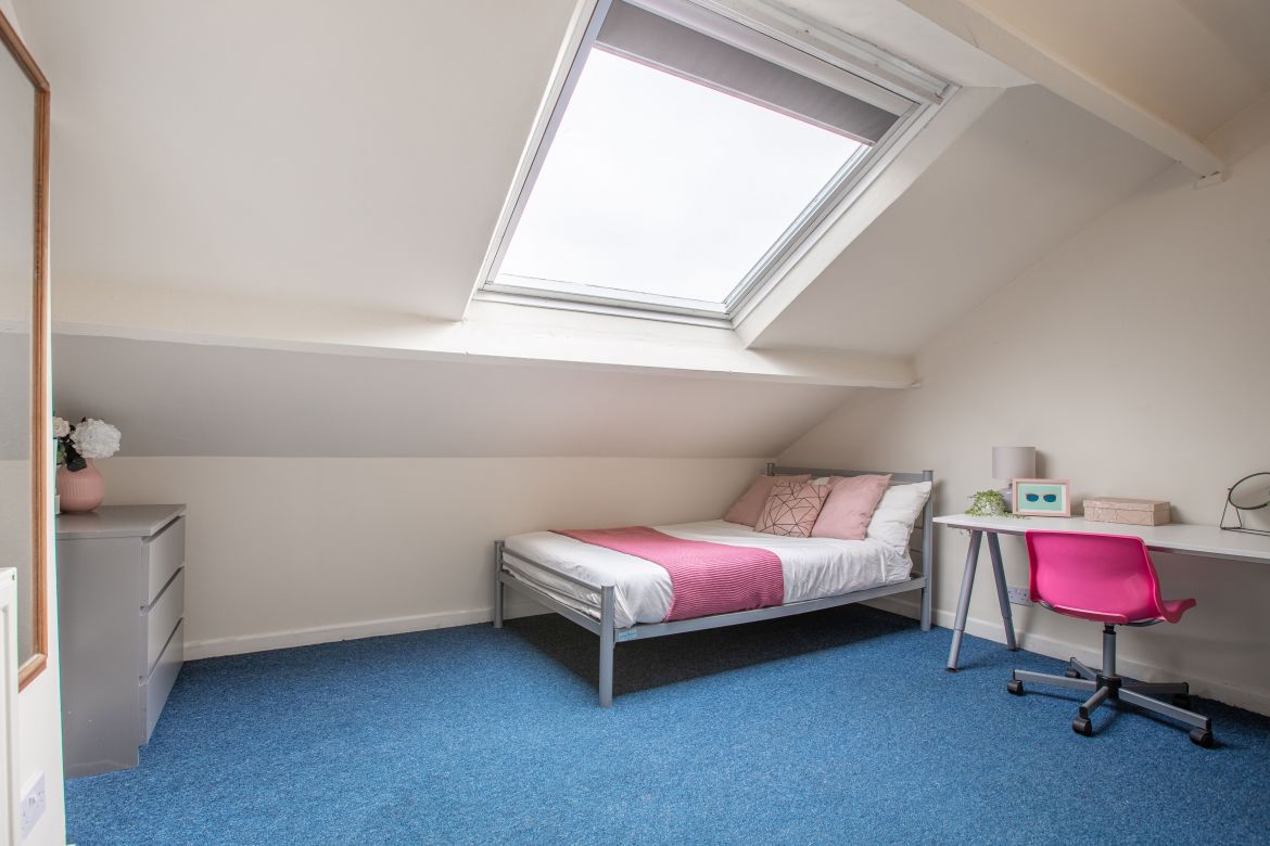 141 Whitham Road Image 6