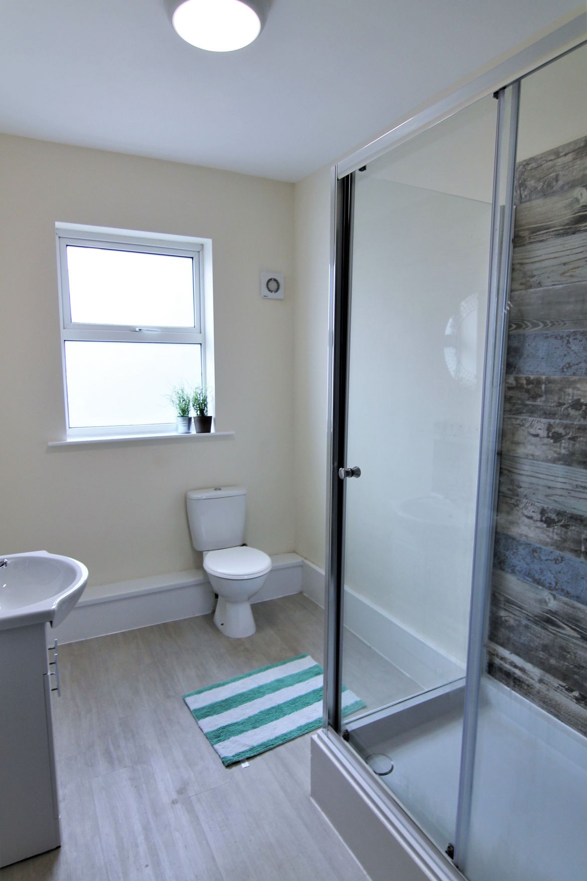 13 Warrington Road Image 13