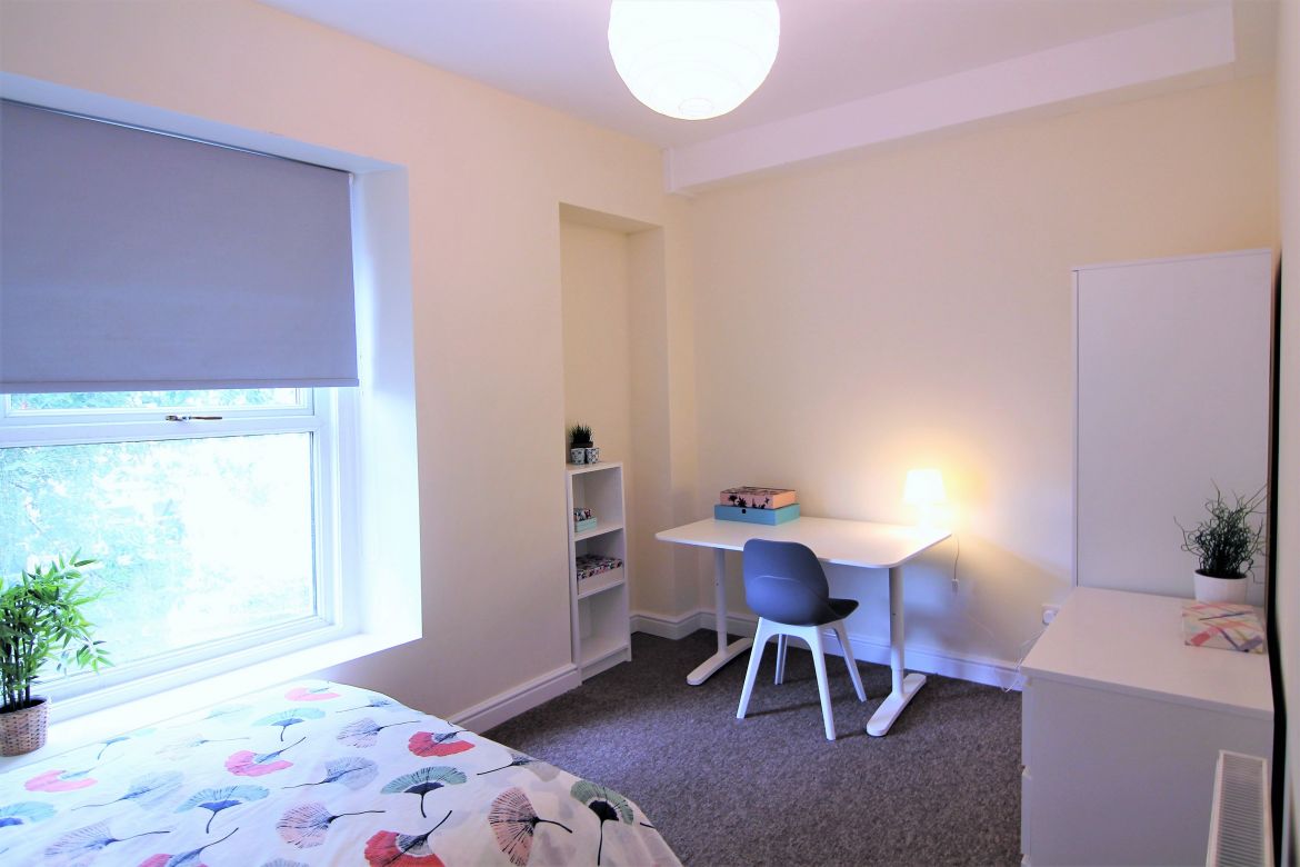 11 Parkers Road Image 8