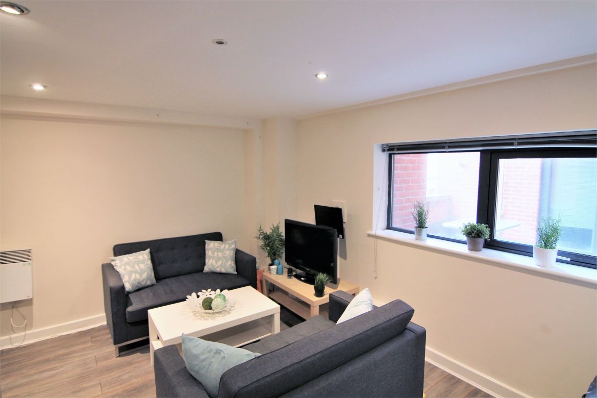 Apt 7 Regent Terrace Image 1