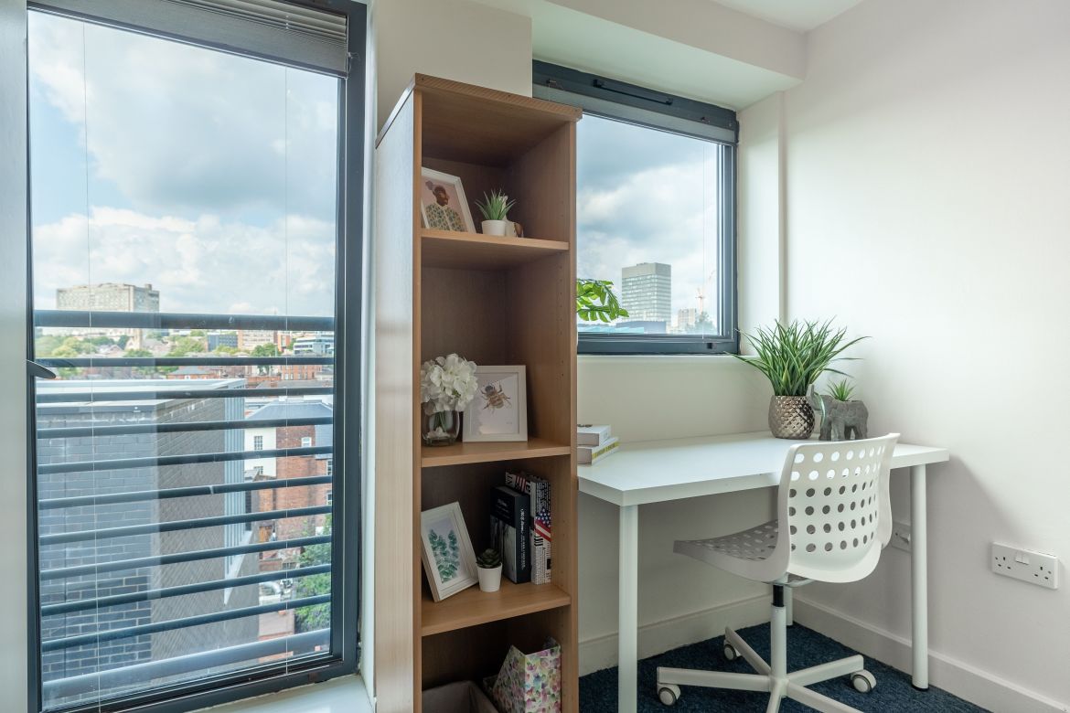 Apt 9 Regent Terrace Image 7