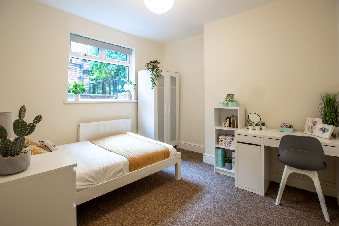 108 Harcourt Road Image 6