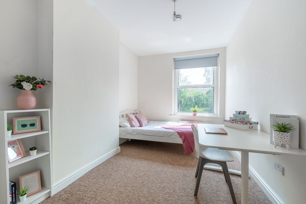 112 Harcourt Road Image 7