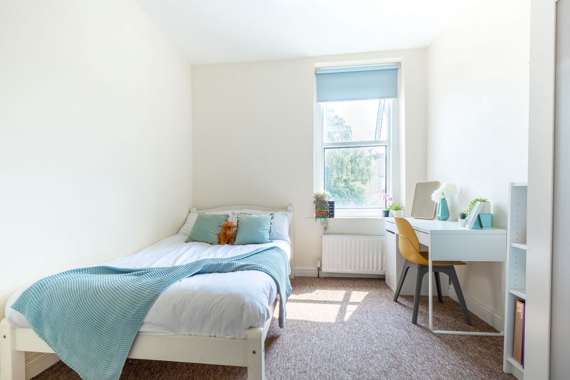 112 Harcourt Road Image 9