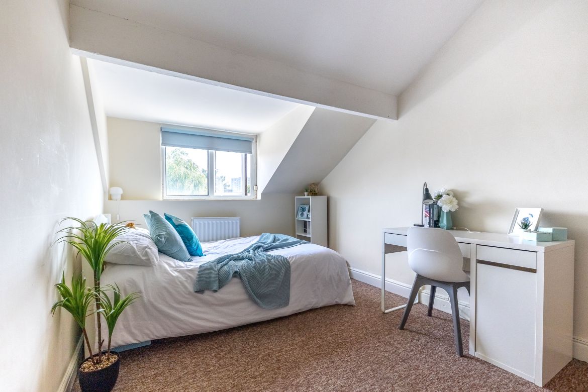112 Harcourt Road Image 15