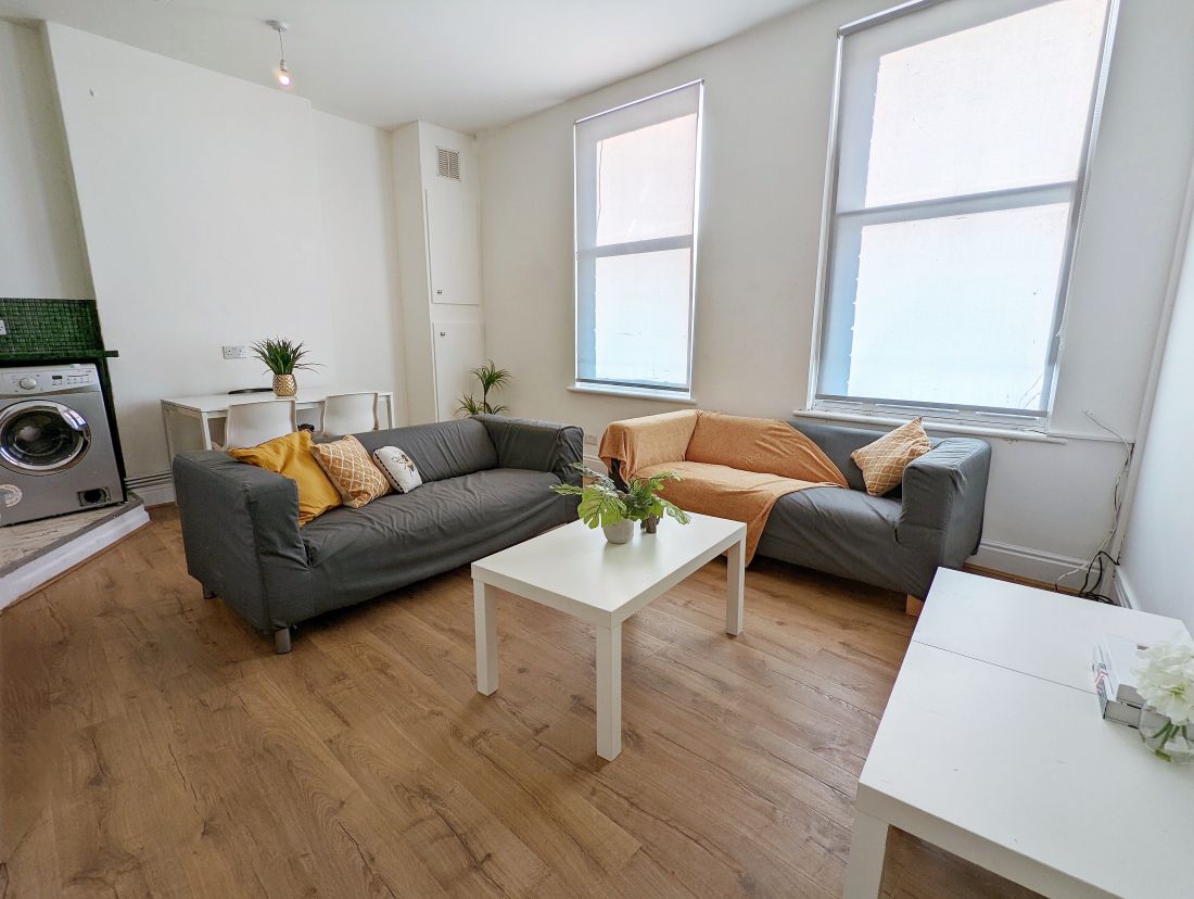 422 Sharrowvale Road Image