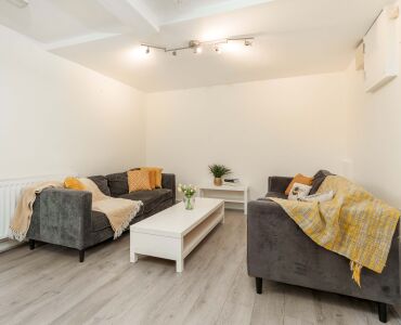 The Courtyard, Flat 3