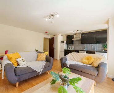 F1 345 Crookesmoor Road - 1 Bed Apartment